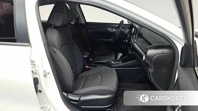 Kia Come New K3 2019 Белый из Кореи, фото 3