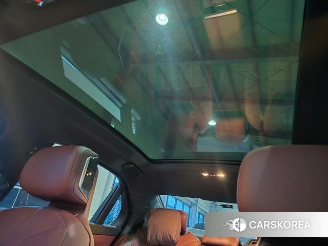 BMW 7 Series (G70) 2025 Черный из Кореи, фото 3