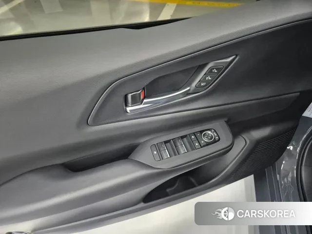 Toyota Prius 5th Generation 2023 Серый из Кореи, фото 3