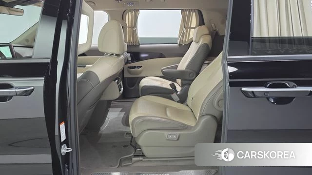 Kia Carnival 4th generation 2021 Черный из Кореи, фото 3