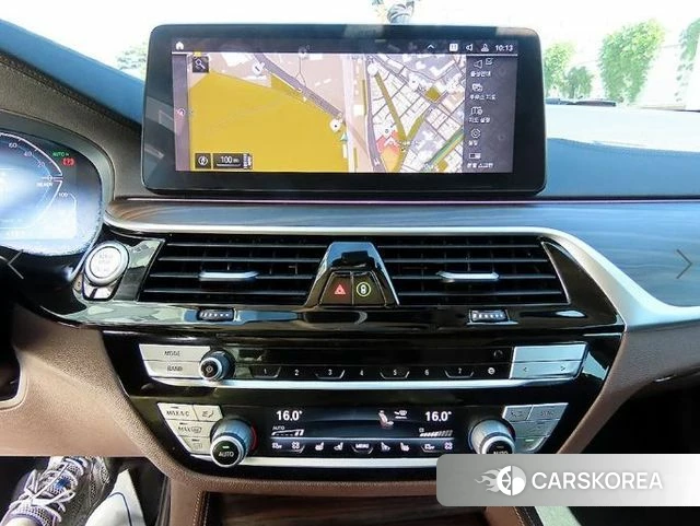 BMW 5 Series (G30) 2023 Белый из Кореи, фото 3