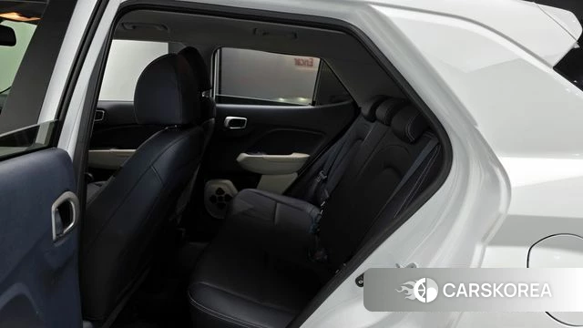 Hyundai Venue 2022 Белый из Кореи, фото 3