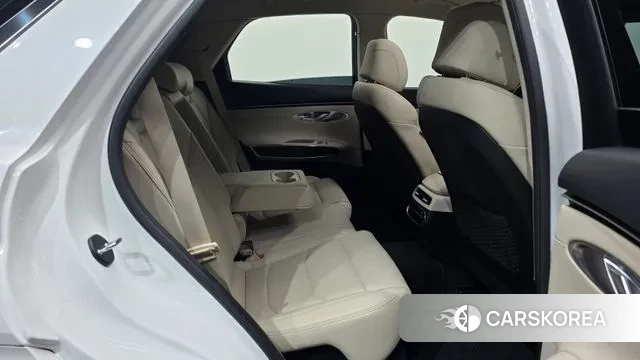 Genesis GV70 2021 Белый из Кореи, фото 3