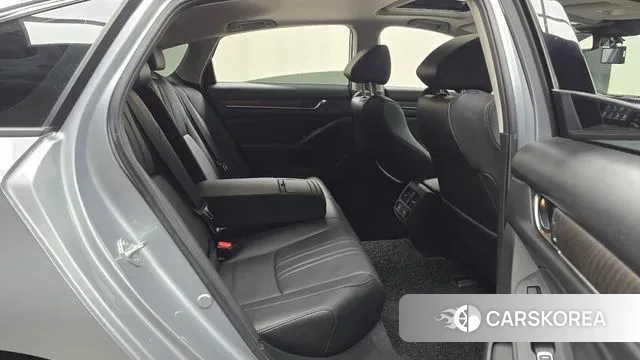 Honda Accord 10th Generation 2021 Серебряный из Кореи, фото 3