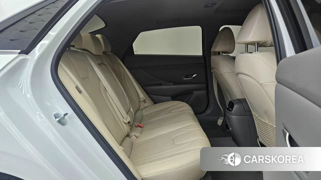 Hyundai The New Avante (CN7) 2024 Белый из Кореи, фото 3