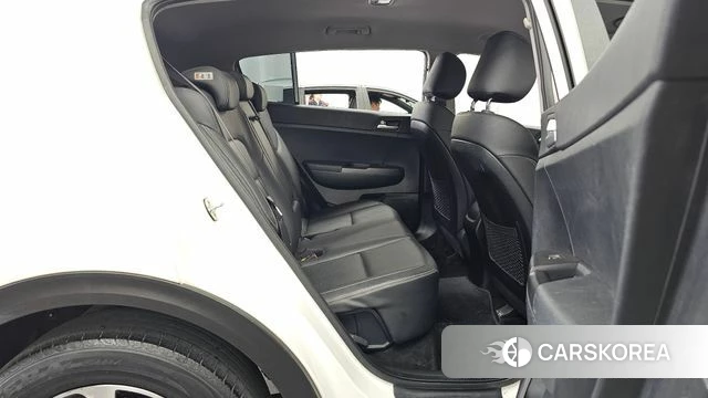 Kia Sportage The Bold 2018 Белый из Кореи, фото 3