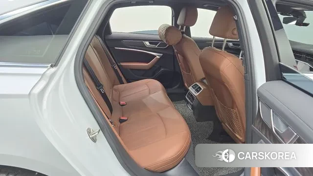 Audi A6 (C8) 2022 Белый из Кореи, фото 3