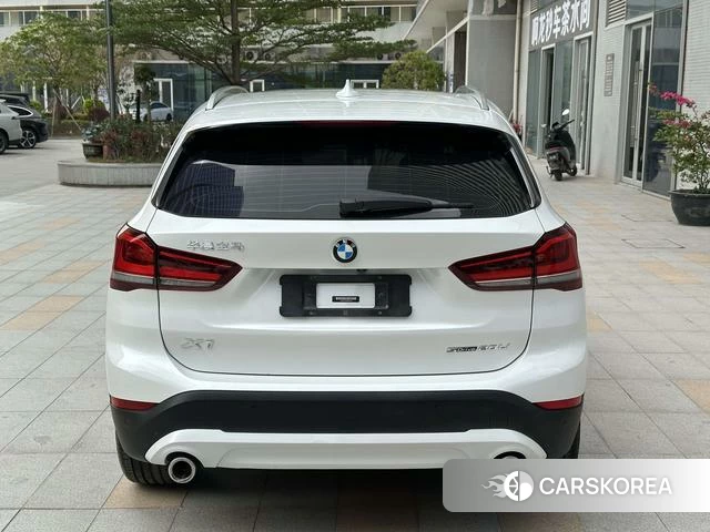 BMW X1 2021 Белый из Китая, фото 3