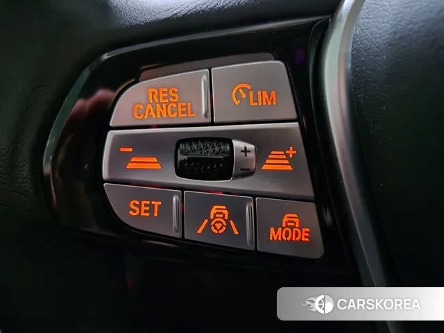 BMW 6 Series GT (G32) 2023 Черный из Кореи, фото 3