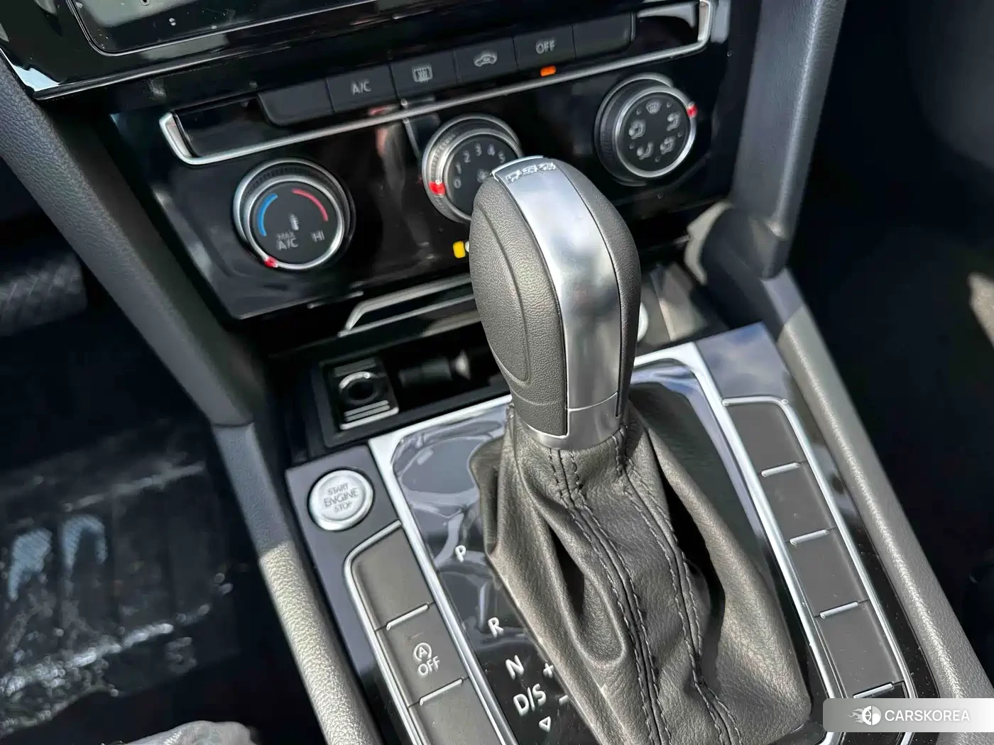 Volkswagen Magotan 2026 Черный из Китая, фото 3