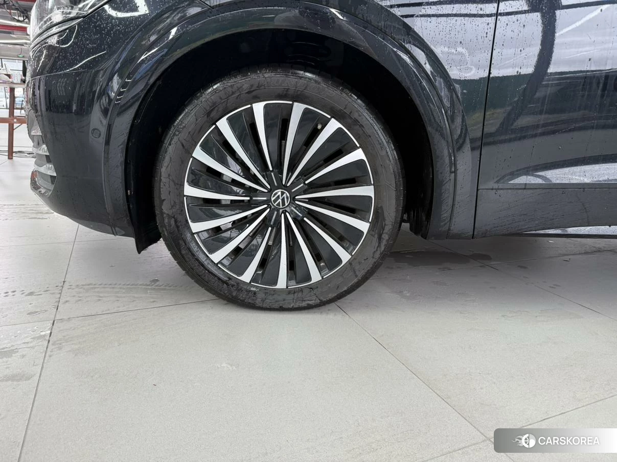 Volkswagen Weiran 2023 Черный из Китая, фото 3
