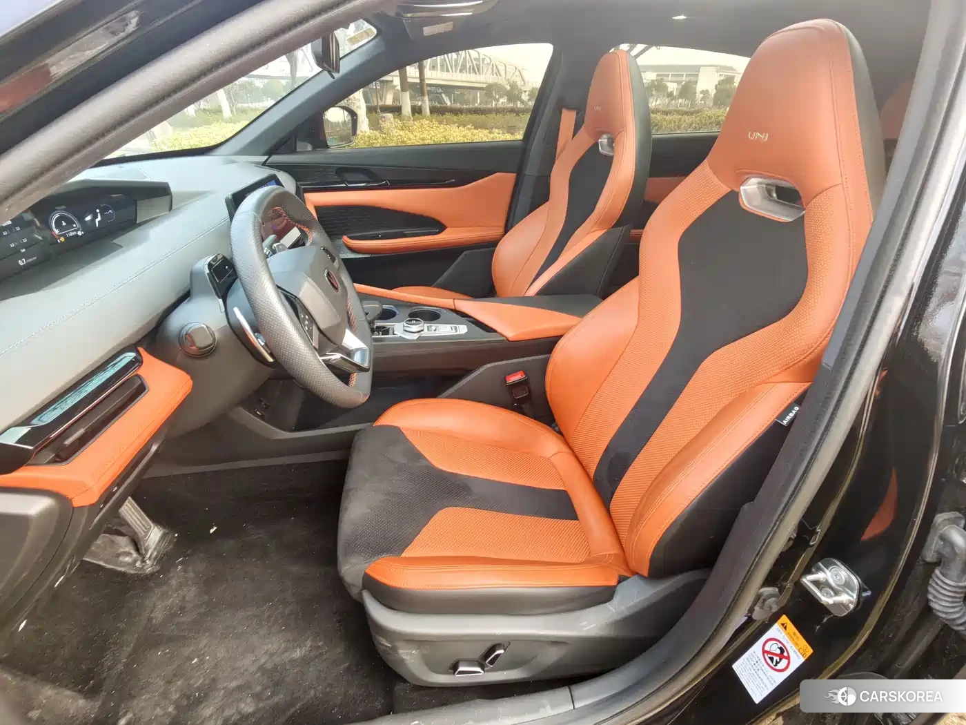 Chang'an Changan UNI-V 2022 Черный из Китая, фото 3