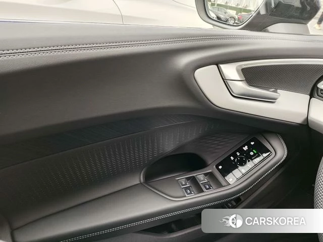 Audi A5L 2025 Коричневый из Китая, фото 3