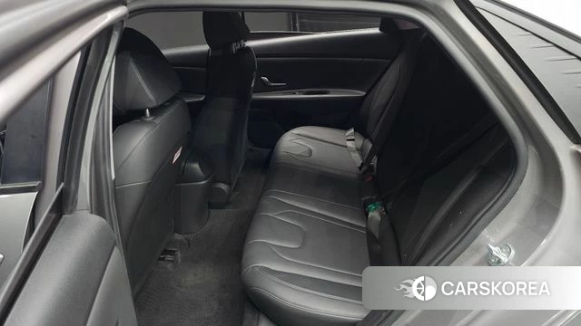 Hyundai Avante (CN7) 2020 Серебристо-серый из Кореи, фото 3
