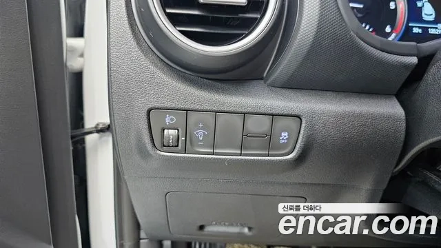 Hyundai Kona 2019 Белый из Кореи, фото 3