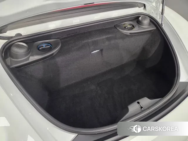 Porsche 718 Boxster 2023 Белый из Кореи, фото 3