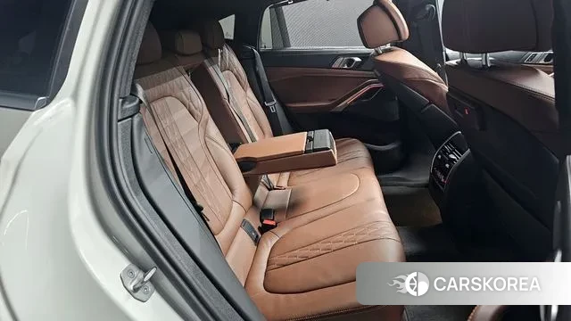 BMW X6 (G06) 2023 Белый из Кореи, фото 3