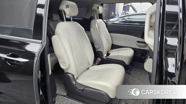 Kia Carnival 4th generation 2021 Черный из Кореи, фото 3