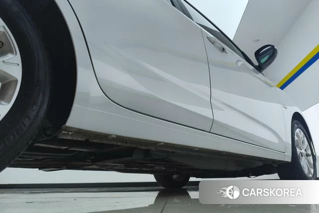 Chevrolet Cruze 2024 Белый из Китая, фото 3