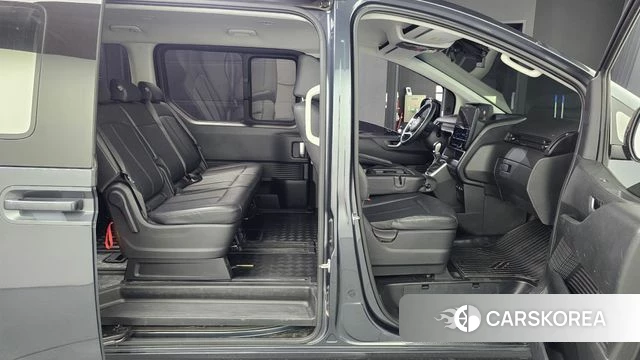 Hyundai Staria 2023 Серый из Кореи, фото 3