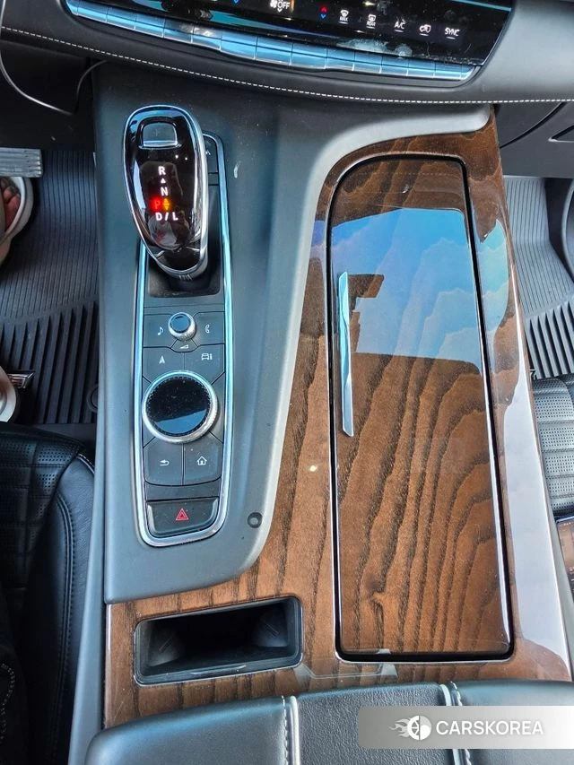 Cadillac Escalade 5th Generation 2021 Черный из Кореи, фото 3