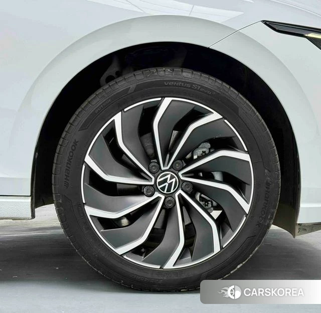 Volkswagen Golf 2021 Белый из Китая, фото 3