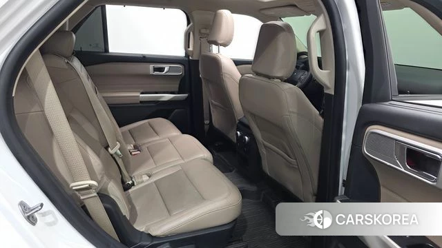 Ford Explorer 6th Generation 2021 Белый из Кореи, фото 3