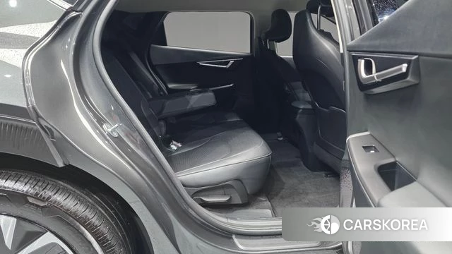 Kia EV6 2023 Серый из Кореи, фото 3