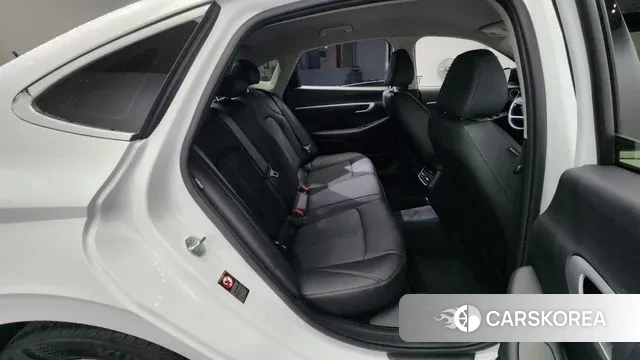 Hyundai Sonata (DN8) 2022 Белый из Кореи, фото 3