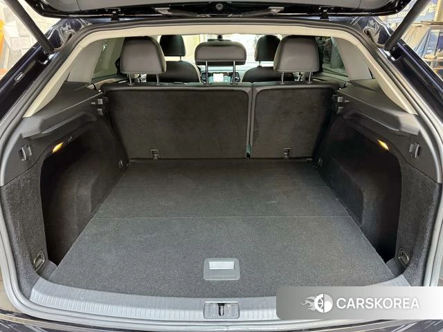 Volkswagen Tourang 2021 Черный из Китая, фото 3