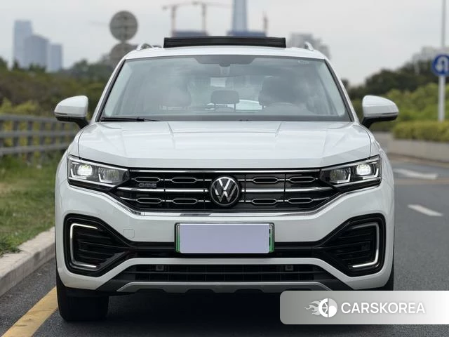 Volkswagen Tanyue GTE 2022 Белый из Китая, фото 3