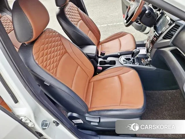 Ssangyong Tivoli Armor 2018 Белый из Кореи, фото 3