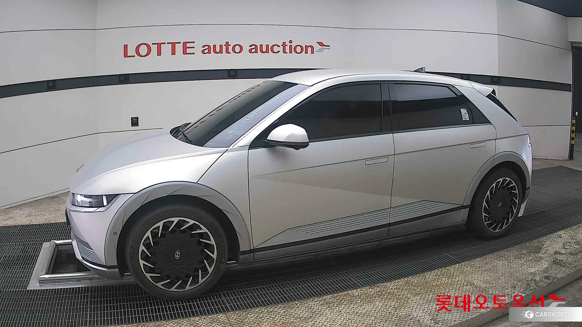 Hyundai IONIQ 5 2022 Gravity Gold Mat из Кореи, фото 3