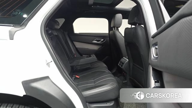 Land Rover Range Rover Velar 2023 Белый из Кореи, фото 3