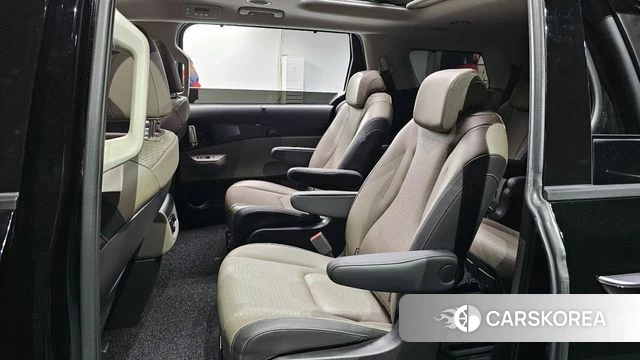 Kia The New Carnival 4th Generation 2025 Черный из Кореи, фото 3