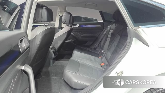 Volkswagen Arteon 2022 Белый из Кореи, фото 3