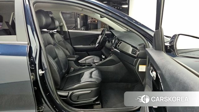 Kia Niro 2018 Синий из Кореи, фото 3