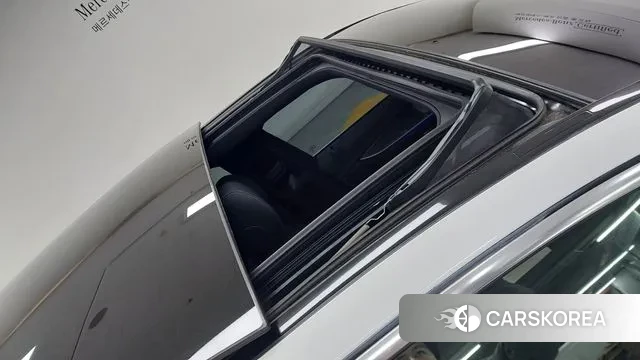 Mercedes-Benz E-Class W213 2022 Белый из Кореи, фото 3