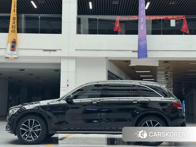 Mercedes-Benz GLC 2022 Черный из Китая, фото 3