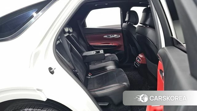Genesis GV70 2021 Белый из Кореи, фото 3
