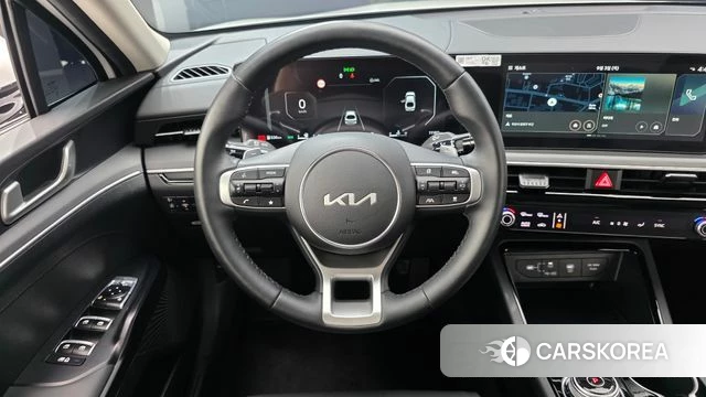 Kia The New K5 3rd generation 2025 Белый из Кореи, фото 3
