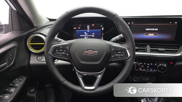 Chevrolet (GM Daewoo) Trax Crossover 2023 Белый из Кореи, фото 3