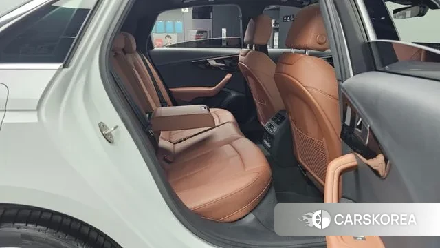 Audi A4 (B9) 2021 Белый из Кореи, фото 3