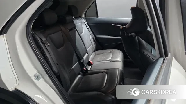 Kia Di Ol Nu Niro 2022 Белый из Кореи, фото 3