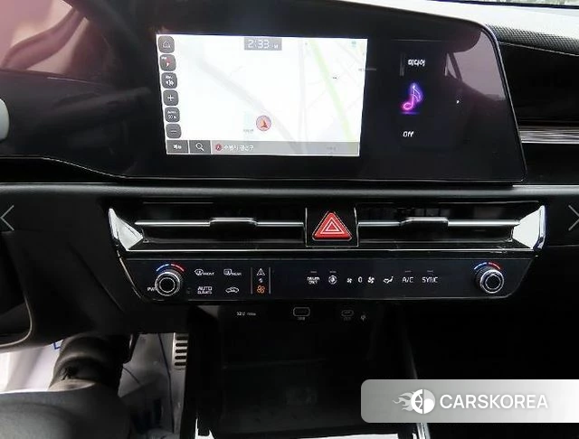 Kia Di Ol Nu Niro 2023 Белый из Кореи, фото 3