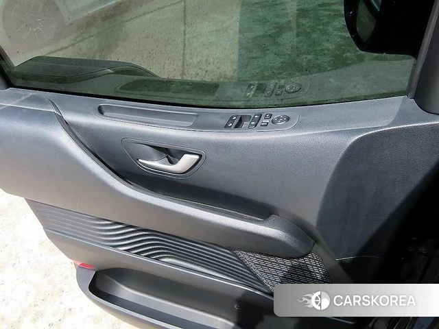 Hyundai Staria 2024 Черный из Кореи, фото 3