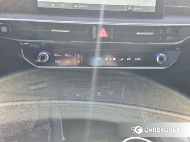 Kia The New K5 Hybrid 3rd generation 2025 Белый из Кореи, фото 3