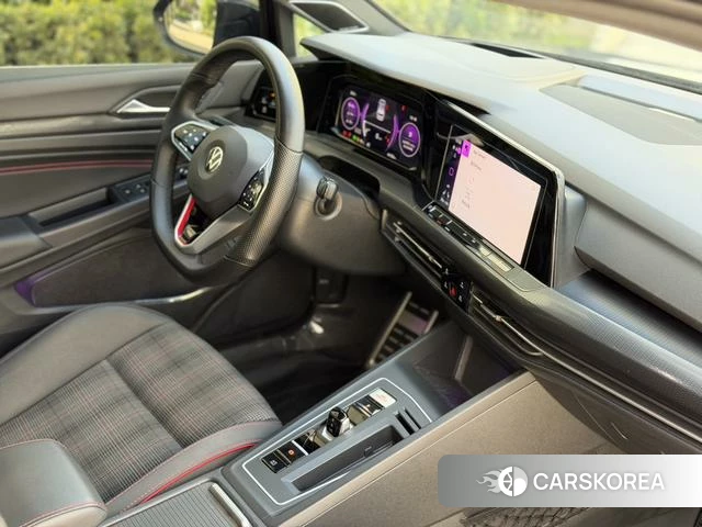 Volkswagen Golf GTI 2022 Черный из Китая, фото 3