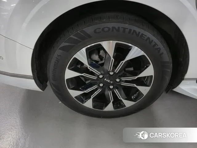 Kia Carnival 4th generation 2022 Белый из Кореи, фото 3