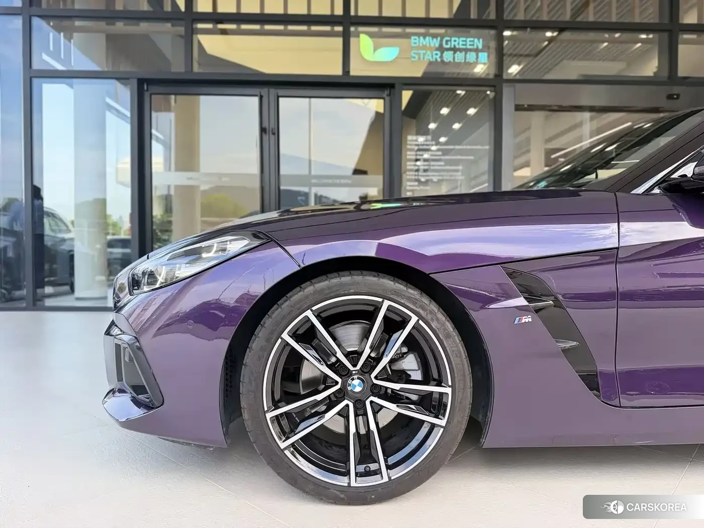 BMW Z4 2024 Red/purple из Китая, фото 3
